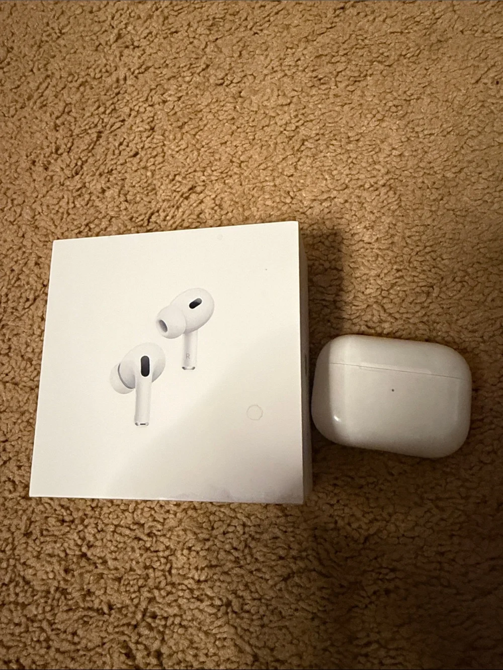 Apple AirPods Pro 2 White with Charging Case